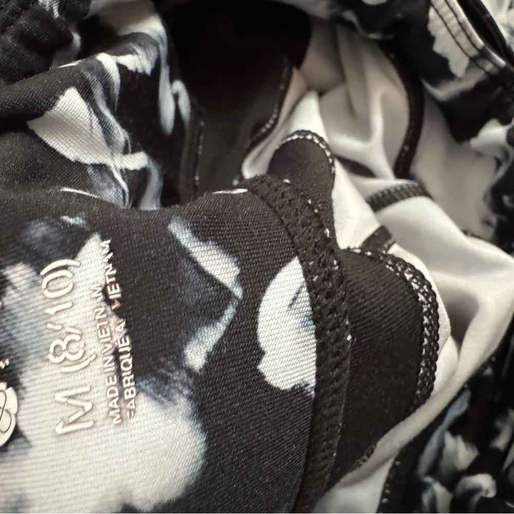 Zella Kids Black and White Floral Leggings - Picture 6 of 9